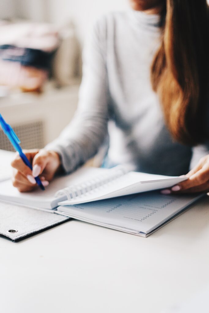 Tâches d'une association à externaliser à une assistante freelance